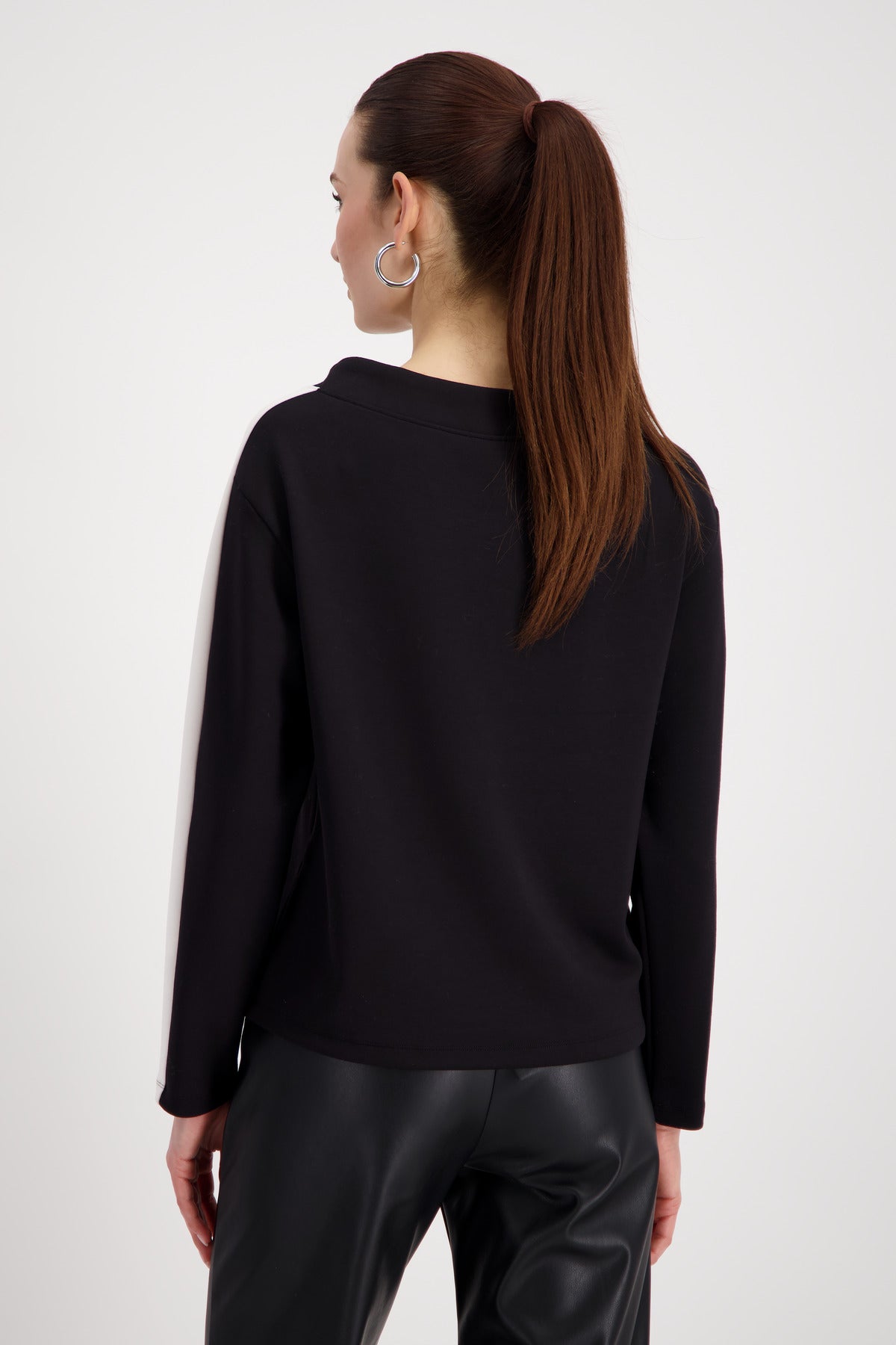 Sweatshirt - 808884