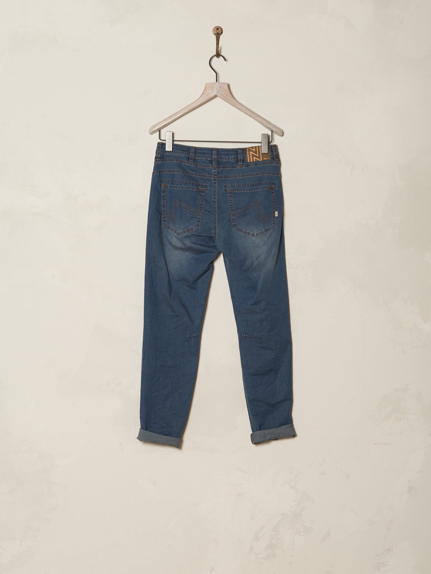 tapered ankle - F25100