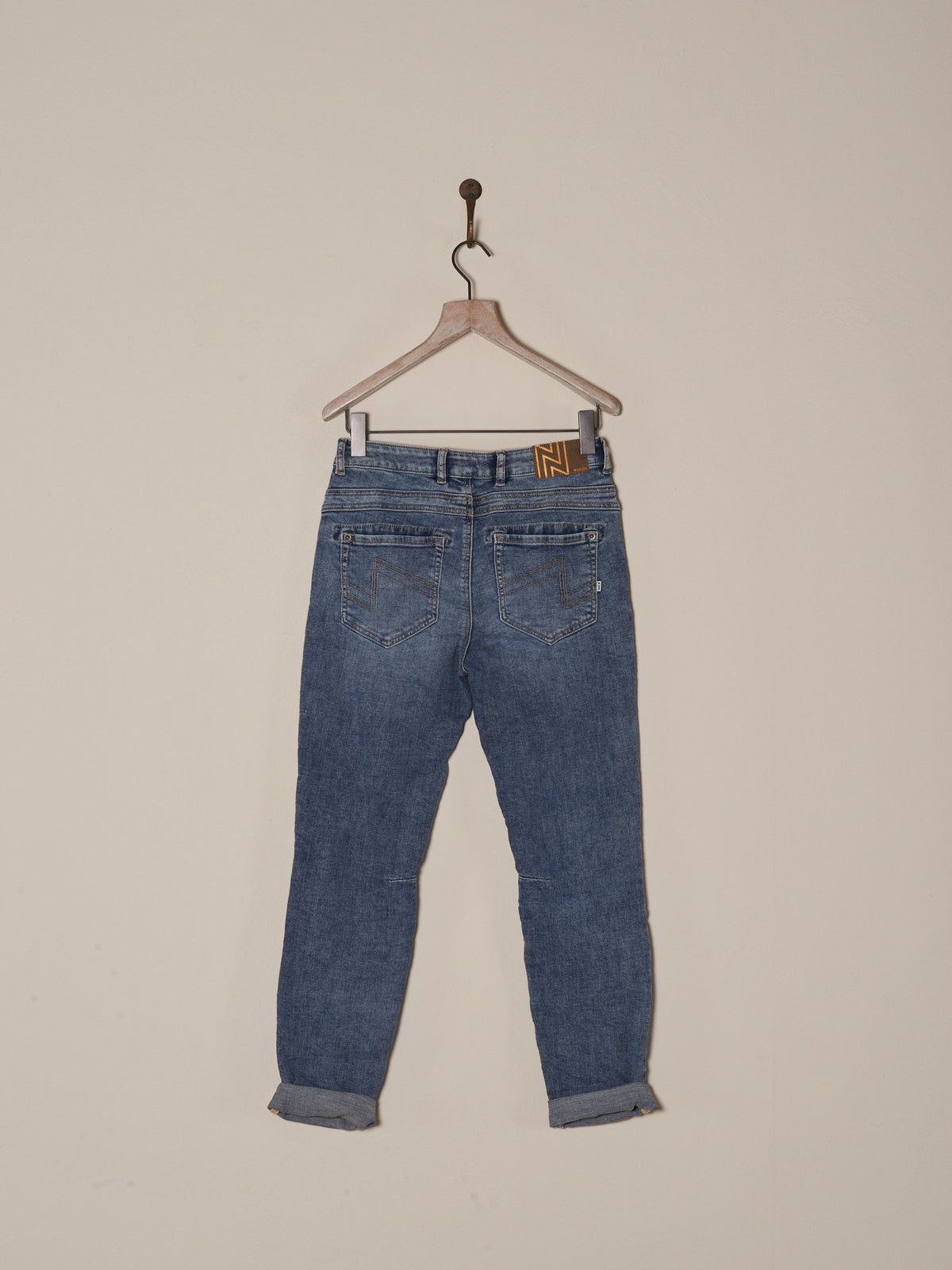 tapered ankle - F26102