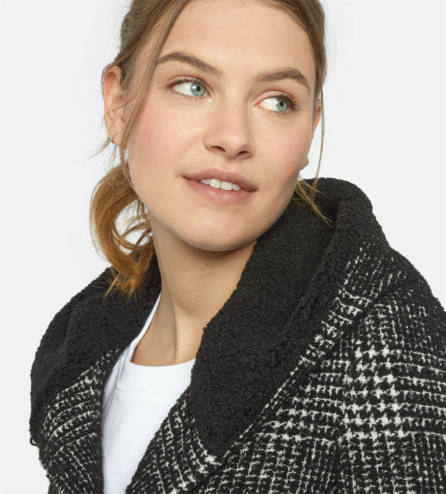 JACKE WOLLE - 450307711