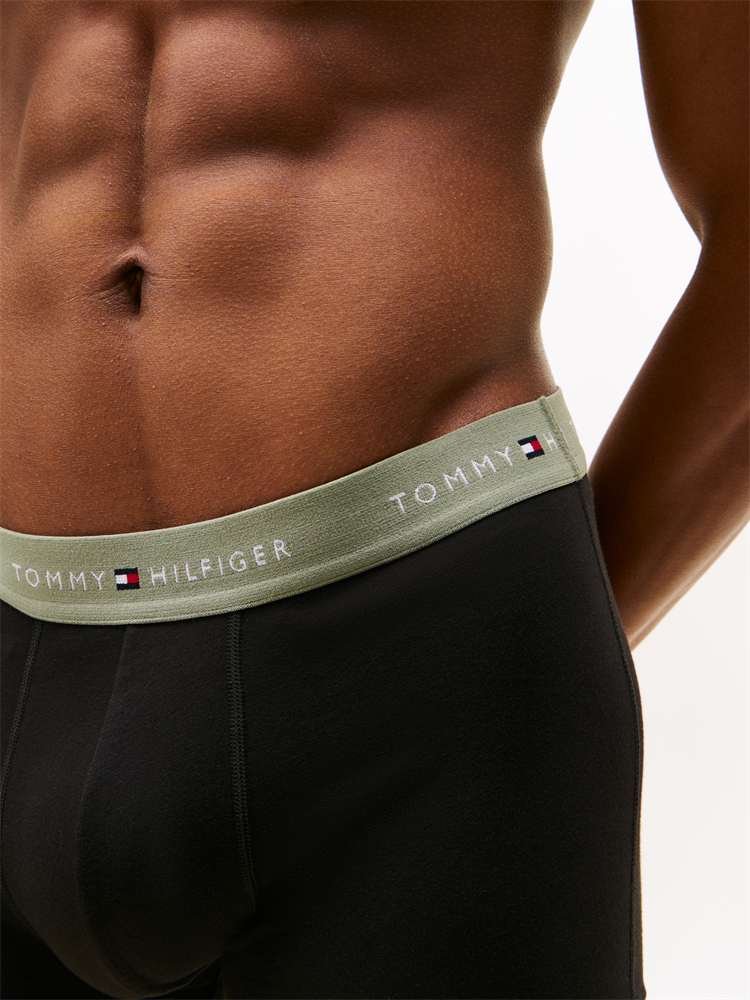3P WB TRUNK - UM0UM02763