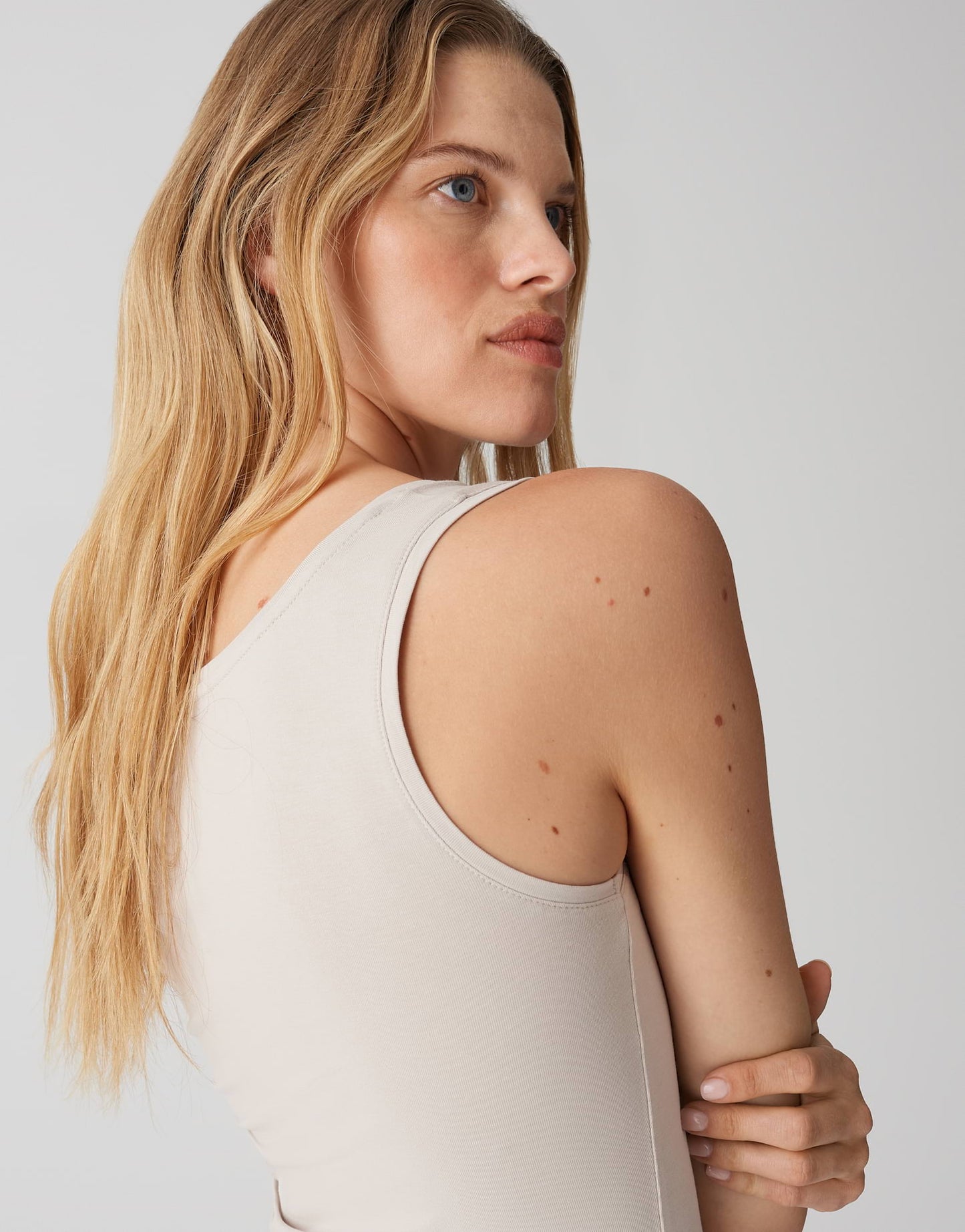 Imilia - 236350601
