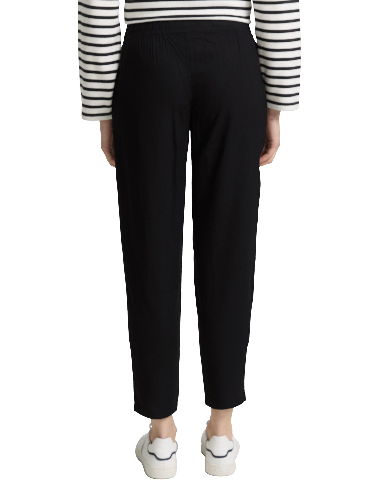 loose fit pants - 1046512