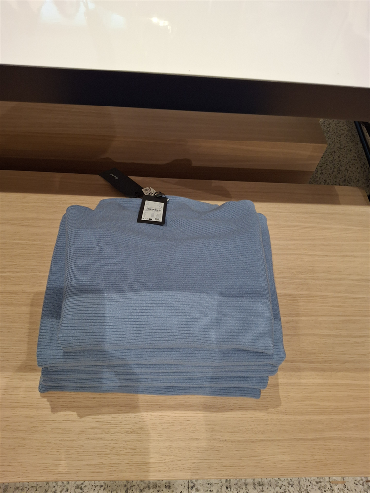 425928397 26.11.2025  Empfehlun 4 inna