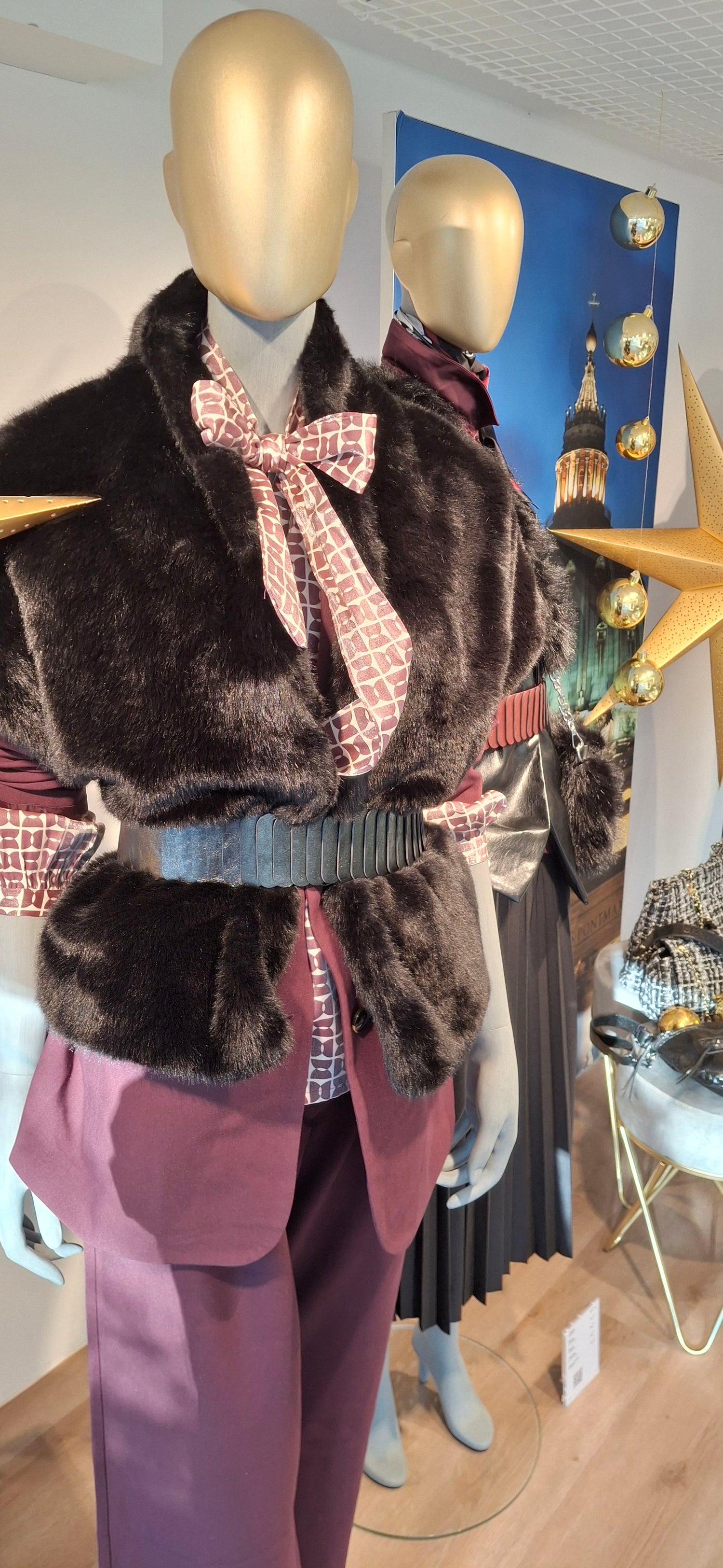 426323636 28.11.2025  Schaufenste 0