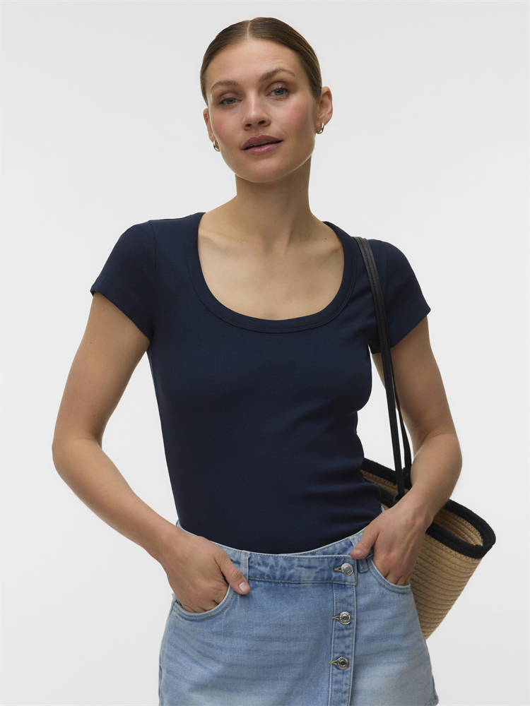 VMCHLOE CS SHORT U-NECK NOOS - 10344953