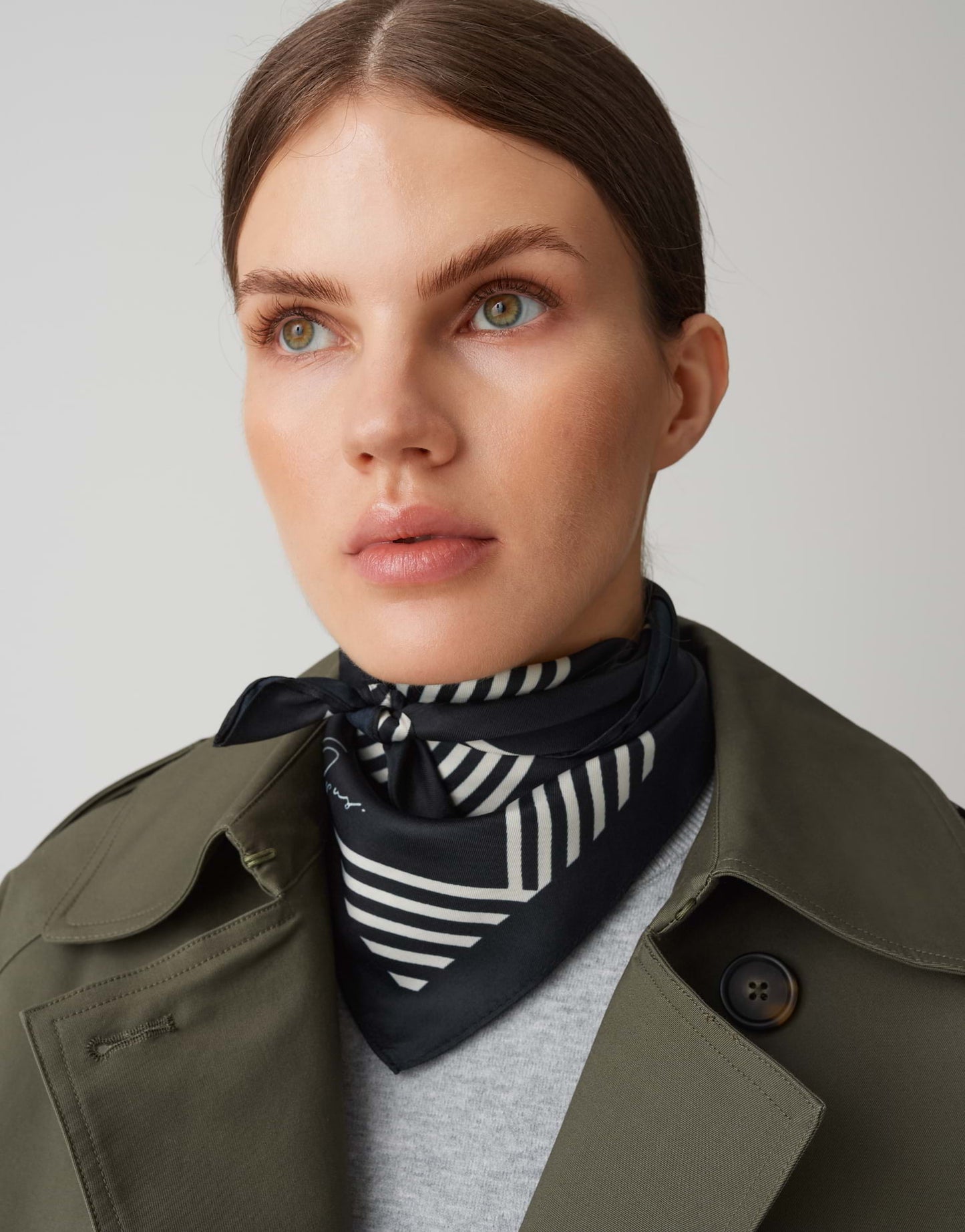 Adilly scarf - 10439013318367