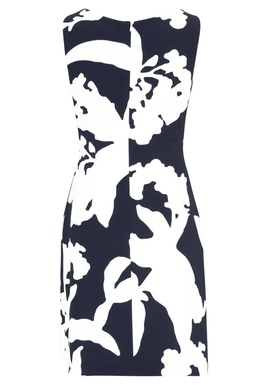 Kleid Kurz ohne Arm - 03834068