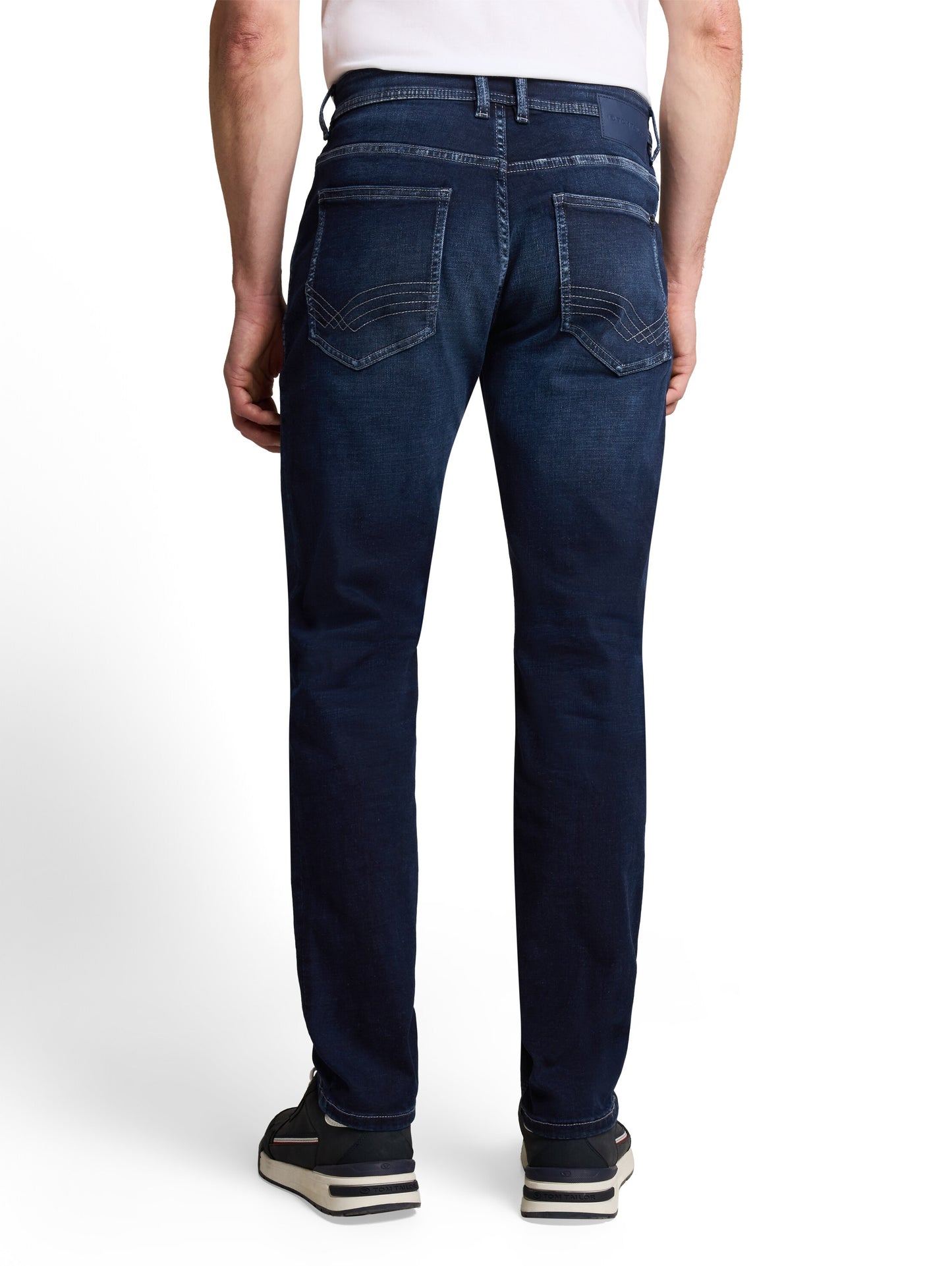 TTJOSH REGULAR - 1047984