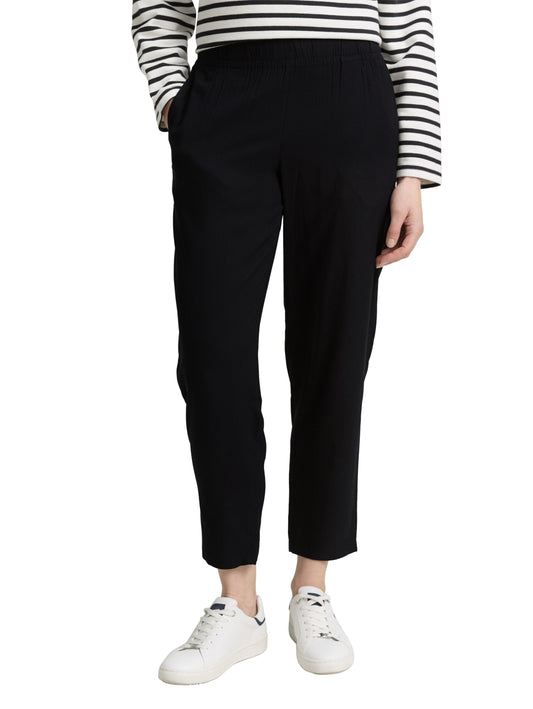 loose fit pants - 1046512