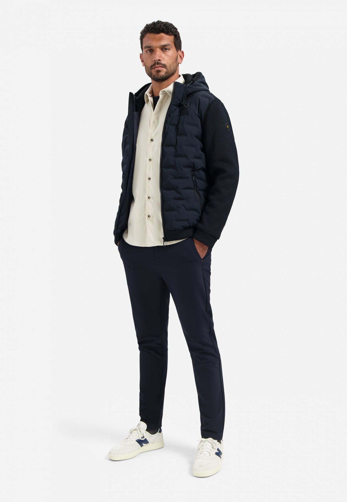 Jacket Short Fit Sealed Hooded Knit - 29630819SN