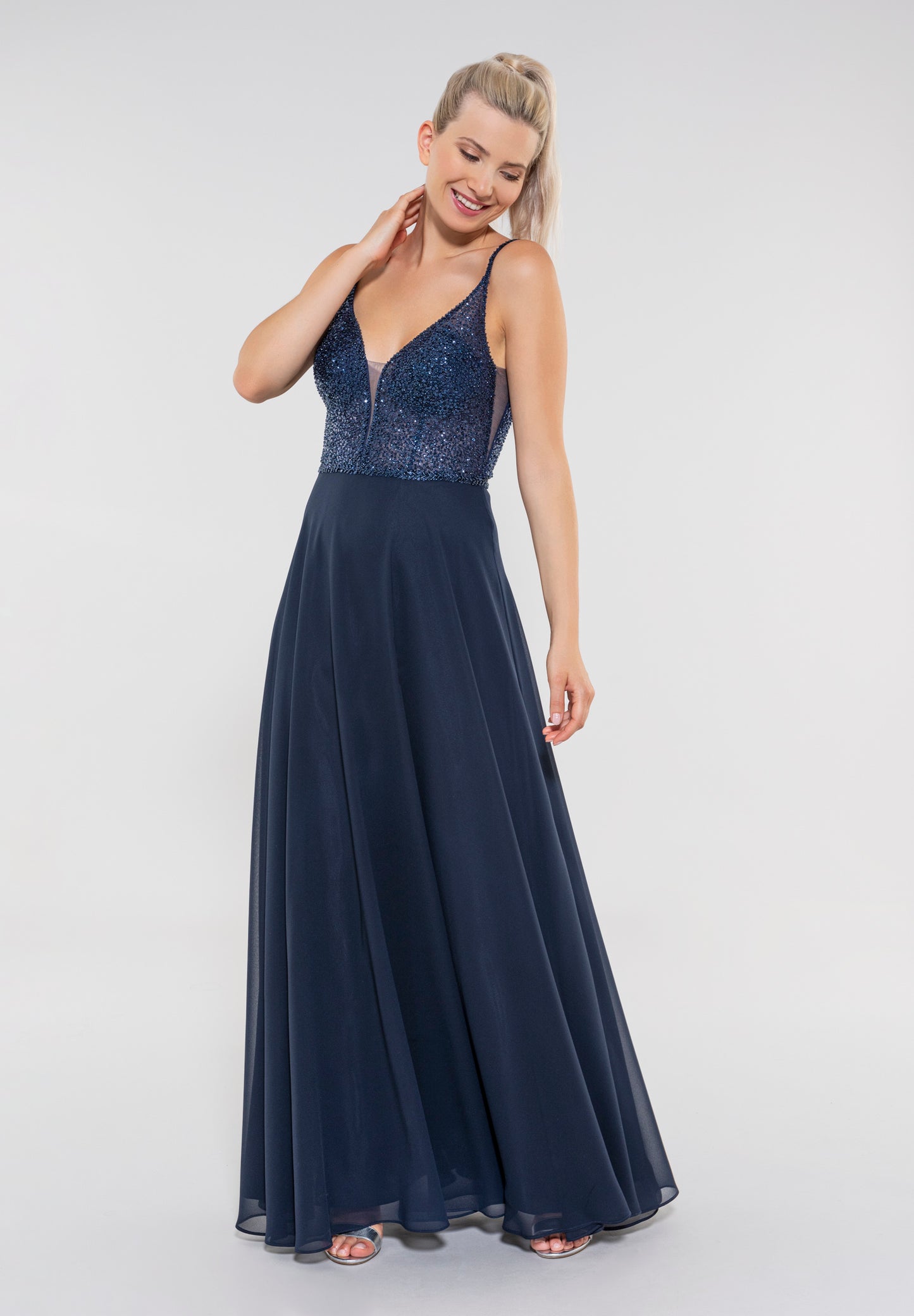 Abendkleid aus Materialmix - 5AC10500