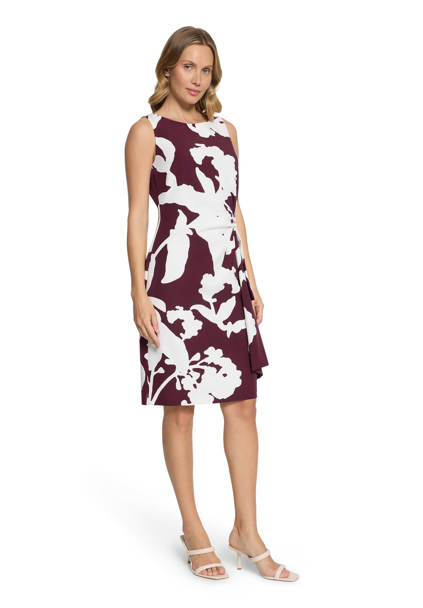 Kleid Kurz ohne Arm - 03834068