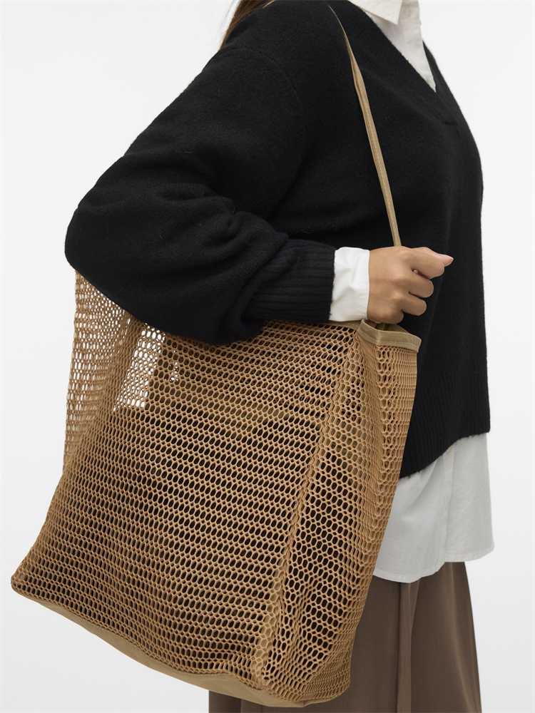 377813649 18.02.2025  Empfehlun 6