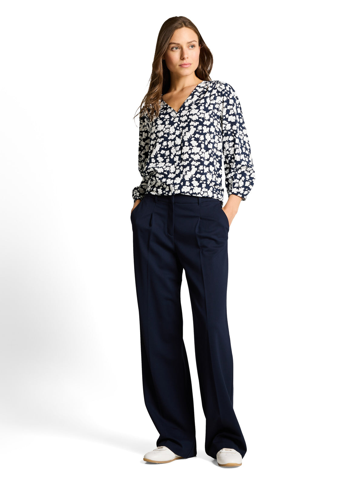 blouse with V-neck - 1049794