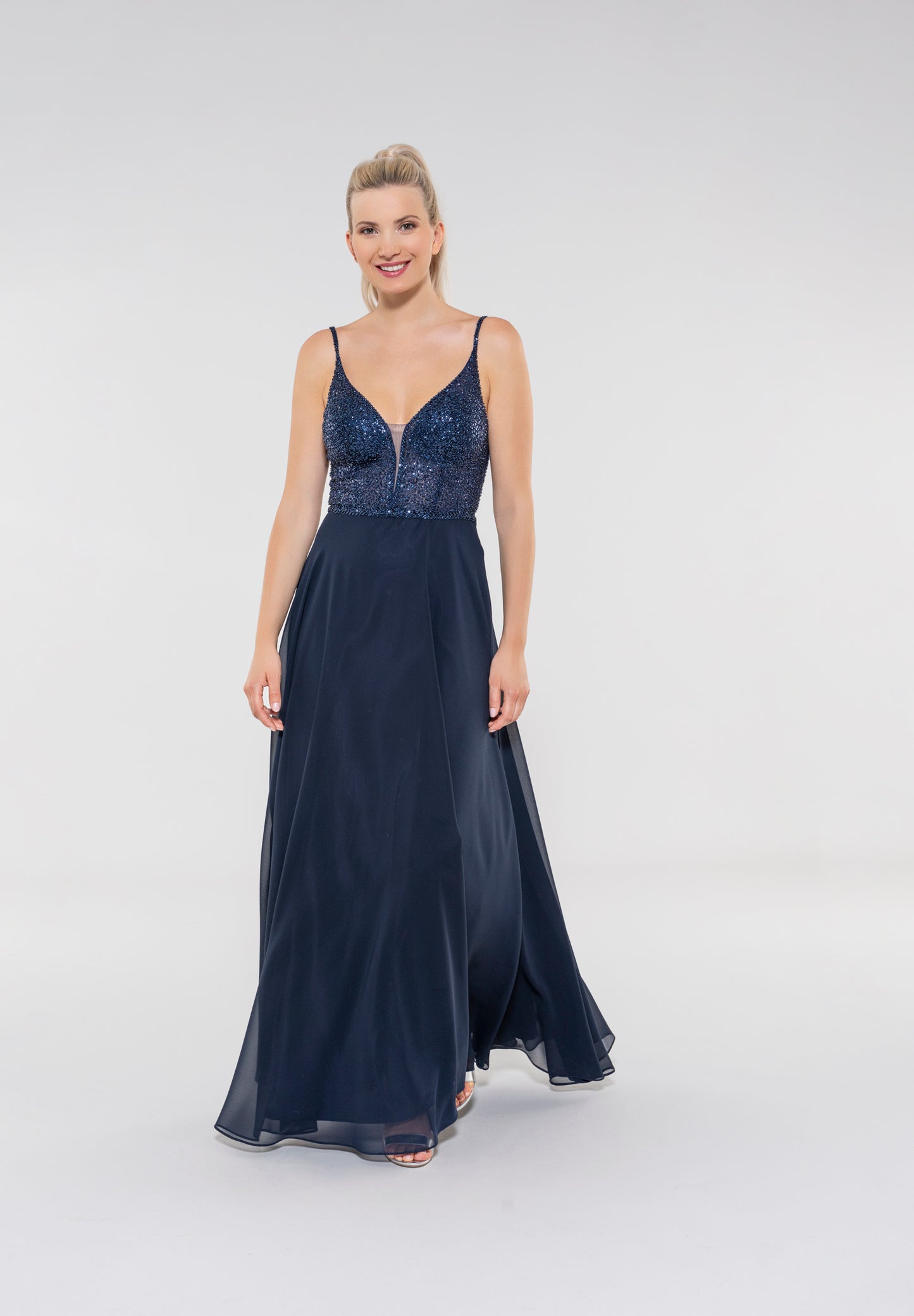 Abendkleid aus Materialmix - 5AC10500