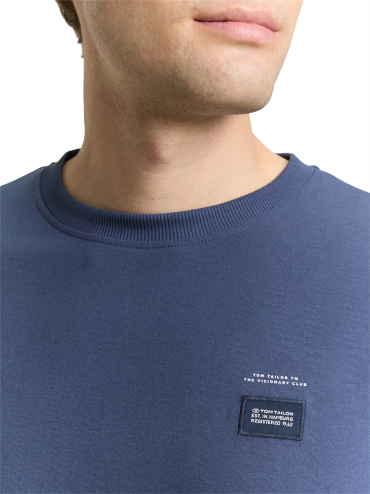 detailed longsleeve t-shirt - 1048611